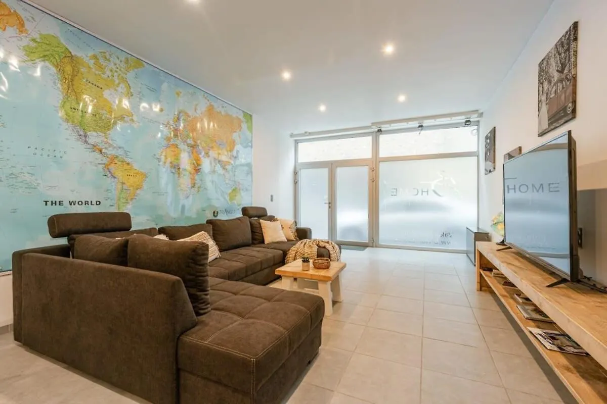 Spacious Apartment In The Center Of Ostend 0*,